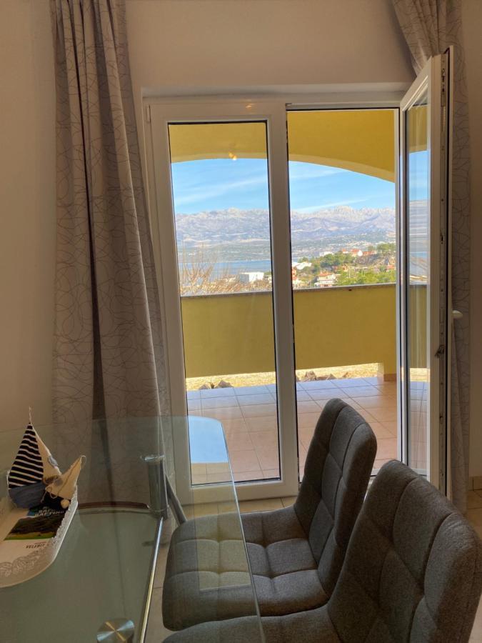 Apartments Mikecin Novigrad  المظهر الخارجي الصورة