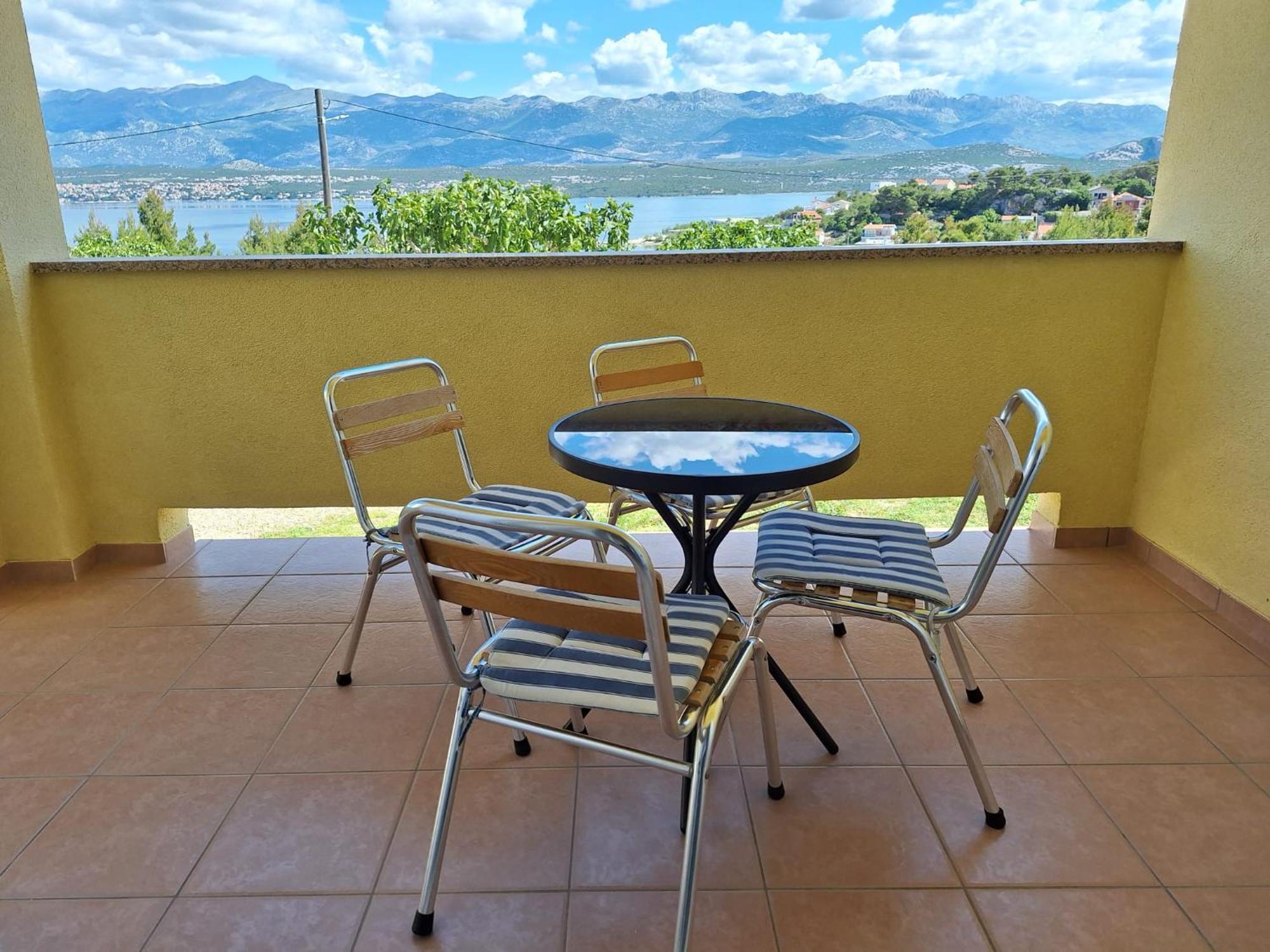 Apartments Mikecin Novigrad  المظهر الخارجي الصورة